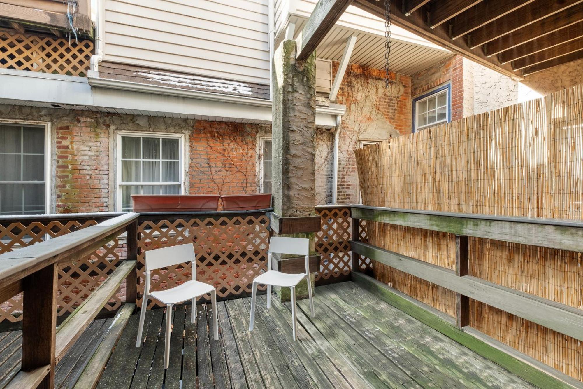 One Bdrm Quaint Flat W Deck Apartment Philadelphia Exterior photo